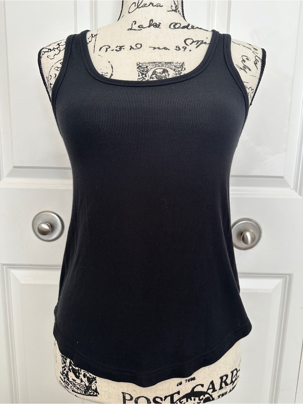 Offline by Aerie Solid Black Ribbed Knit Sleeveless Scoop Neck Tank Top XS